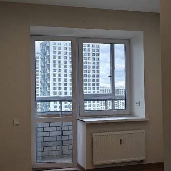 Продается 1-комнатная квартира, 42 м²