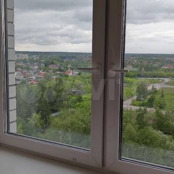 Продается 1-комнатная квартира, 42 м²