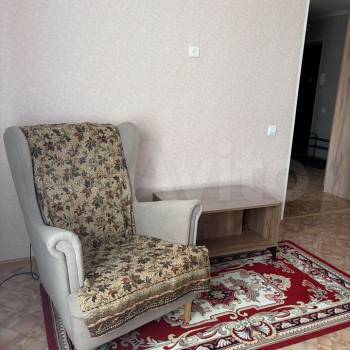 Сдается 1-комнатная квартира, 55,9 м²