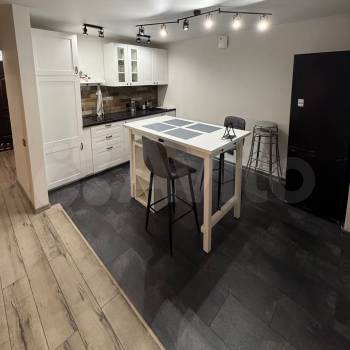 Продается 1-комнатная квартира, 38 м²