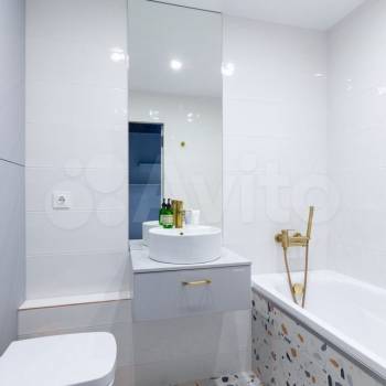 Сдается 1-комнатная квартира, 51 м²