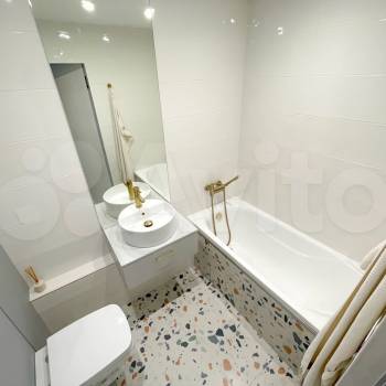 Сдается 1-комнатная квартира, 51 м²
