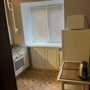 Сдается Многокомнатная квартира, 60 м²