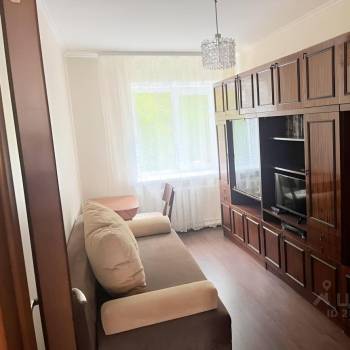 Сдается Многокомнатная квартира, 60 м²