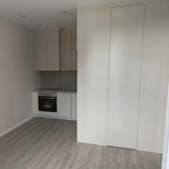 Продается 1-комнатная квартира, 35 м²