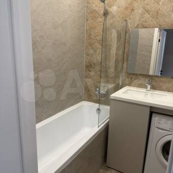 Продается 1-комнатная квартира, 35 м²