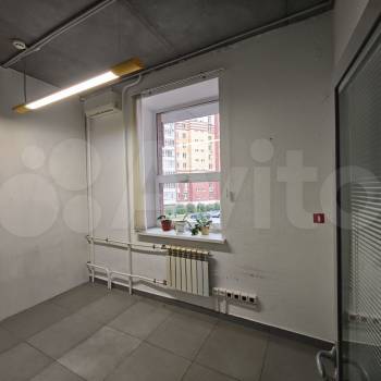 Сдается Нежилое помещение, 240 м²