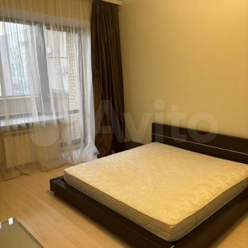 Сдается 2-х комнатная квартира, 80 м²