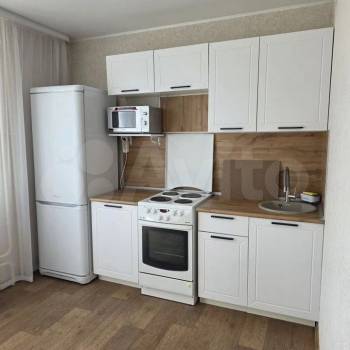 Сдается 1-комнатная квартира, 41 м²