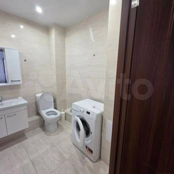 Сдается 1-комнатная квартира, 41 м²