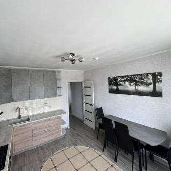 Сдается 1-комнатная квартира, 40 м²