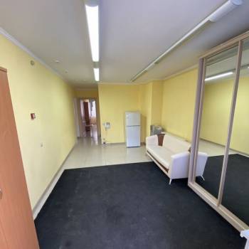 Сдается Нежилое помещение, 89 м²