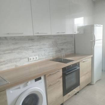 Продается 1-комнатная квартира, 42,6 м²