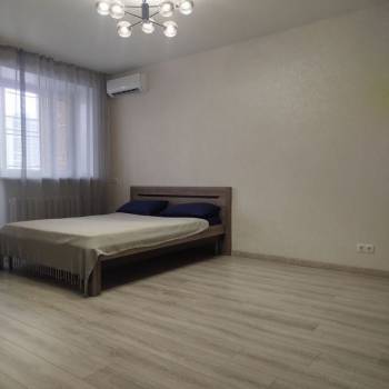 Продается 1-комнатная квартира, 42,6 м²