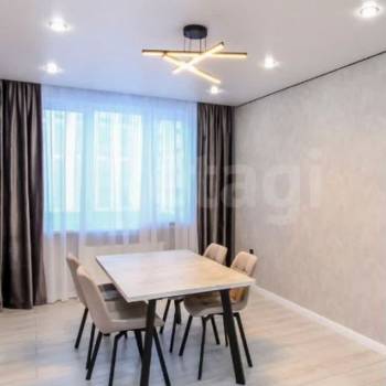Сдается 2-х комнатная квартира, 100 м²