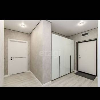 Сдается 2-х комнатная квартира, 100 м²