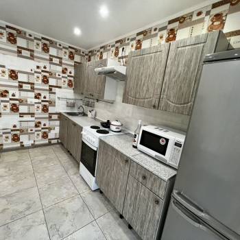 Продается 1-комнатная квартира, 35 м²