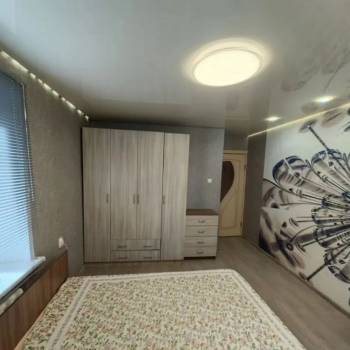 Продается Многокомнатная квартира, 74 м²