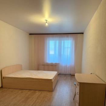 Продается 2-х комнатная квартира, 77,9 м²