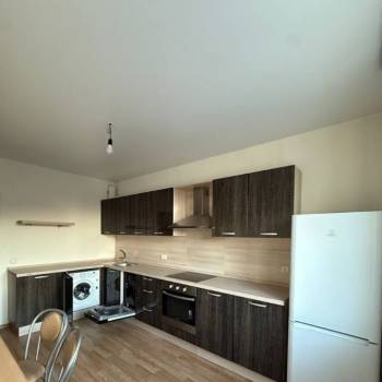 Продается 2-х комнатная квартира, 77,9 м²