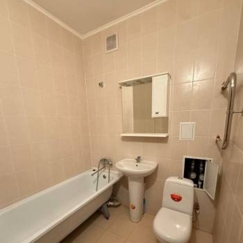 Продается 2-х комнатная квартира, 77,9 м²