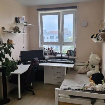 Сдается Многокомнатная квартира, 75 м²