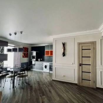 Продается 2-х комнатная квартира, 103,1 м²