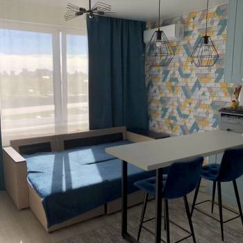 Продается 1-комнатная квартира, 42 м²