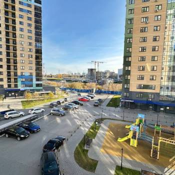 Продается 1-комнатная квартира, 52,7 м²