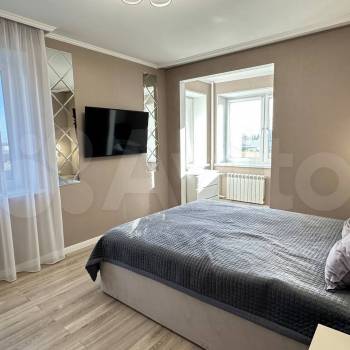 Продается 1-комнатная квартира, 52,7 м²