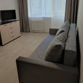 Сдается 1-комнатная квартира, 37 м²