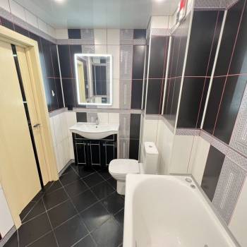 Продается 1-комнатная квартира, 77 м²