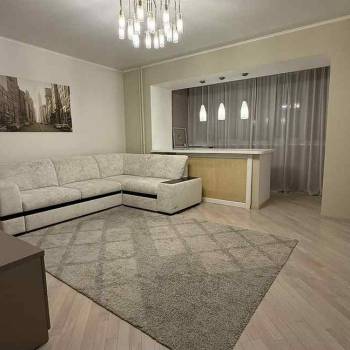 Сдается 2-х комнатная квартира, 68 м²