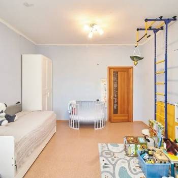 Продается Многокомнатная квартира, 136,6 м²