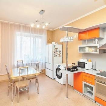 Продается Многокомнатная квартира, 136,6 м²