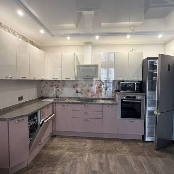 Продается 1-комнатная квартира, 44,4 м²
