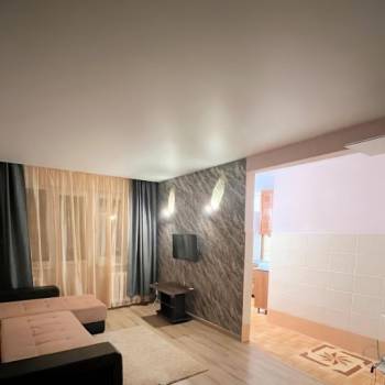 Продается 1-комнатная квартира, 36 м²
