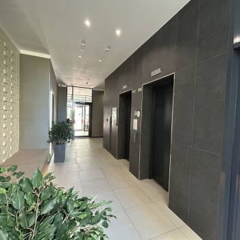 Продается 1-комнатная квартира, 40,4 м²