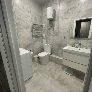 Сдается 1-комнатная квартира, 59 м²