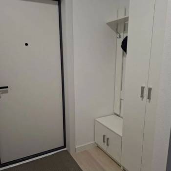 Сдается 1-комнатная квартира, 39 м²