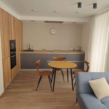 Сдается 2-х комнатная квартира, 55 м²