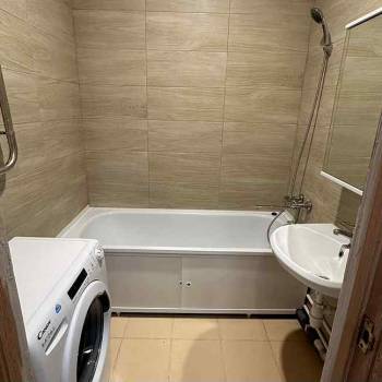 Сдается 2-х комнатная квартира, 61 м²