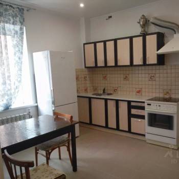 Сдается 2-х комнатная квартира, 60 м²