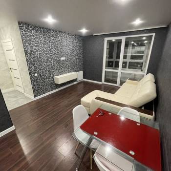 Продается 1-комнатная квартира, 41,7 м²