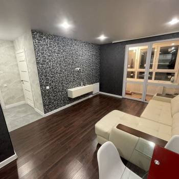Продается 1-комнатная квартира, 41,7 м²