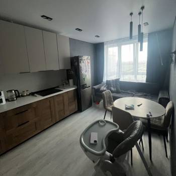 Продается 3-х комнатная квартира, 76,4 м²