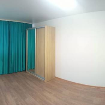 Продается 1-комнатная квартира, 32,9 м²