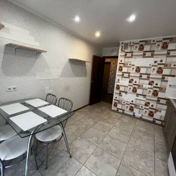 Сдается 1-комнатная квартира, 35,8 м²