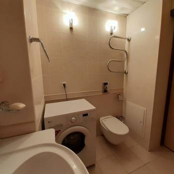 Продается 2-х комнатная квартира, 60 м²