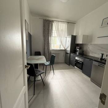 Сдается 1-комнатная квартира, 37,5 м²